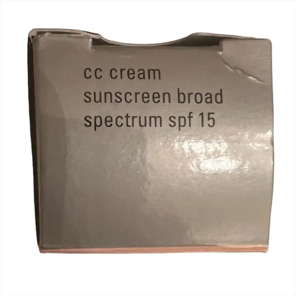 Mary Kay CC Cream Foundation Sunscreen Broad Spectrum SPF 15 Very Deep Expired